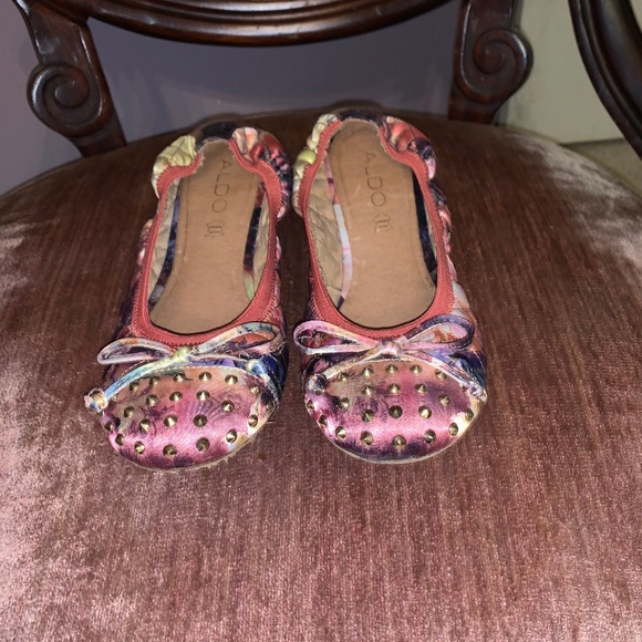 Aldo 8 1/2 - Picture 1 of 4